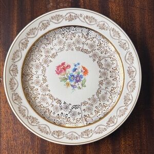 Classic Floral Gold-Trim Ceramic Dinner 6 Plates, Cream with Multicolor Bouquet
